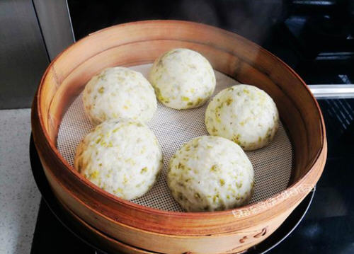 农村美味榆钱馒头