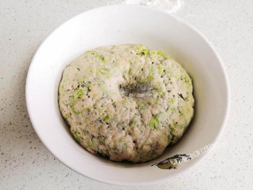 农村美味榆钱馒头