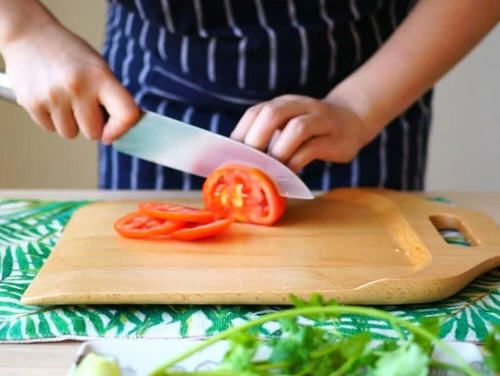 美味的凉拌皮蛋新做法