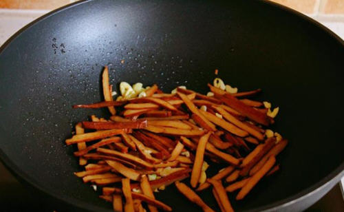 韭菜炒香干简单做法 韭菜炒香干简单做法