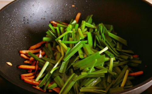 韭菜炒香干简单做法 韭菜炒香干简单做法