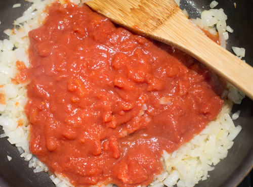 番茄罐头炒莲藕