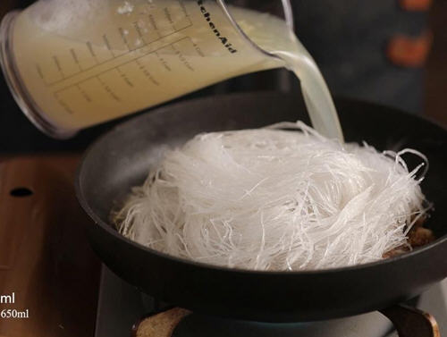 不辣的蚂蚁上树