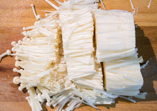 酱烧金针菇做法｜家庭甜口佐饭料理