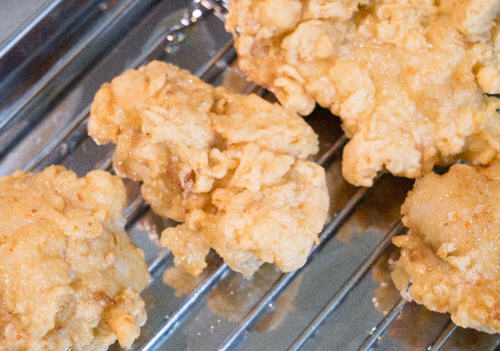 纳什维尔甜辣炸鸡