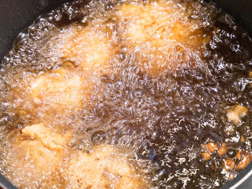 纳什维尔甜辣炸鸡