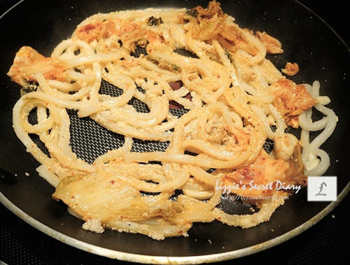 在家轻松复刻日式泡菜明太子乌龙面做法