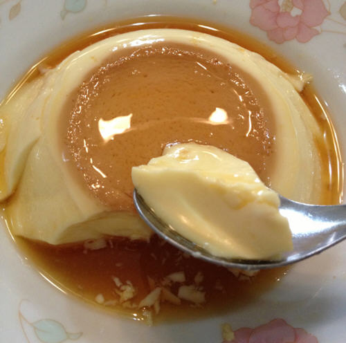 懒人必备！无需烤箱3分钟搞定焦糖布丁