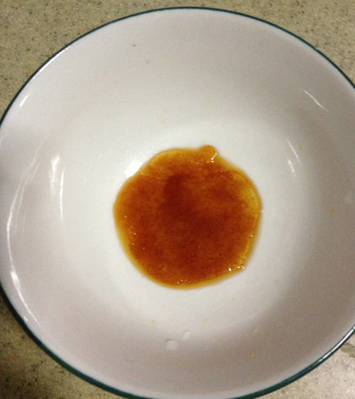 懒人必备！无需烤箱3分钟搞定焦糖布丁