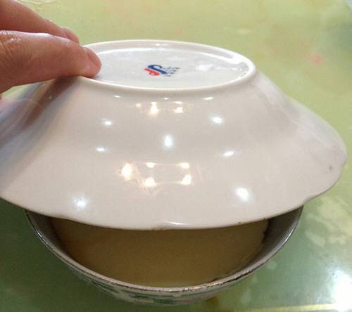 懒人必备！无需烤箱3分钟搞定焦糖布丁