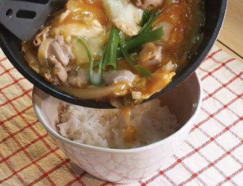 家庭简易亲子丼食谱 教你用蛋鸡肉轻松制作