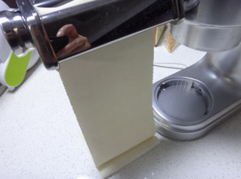 手工原味挂面制作全流程：从面团到冷冻保存技巧