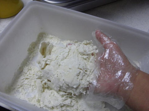 手工原味挂面制作全流程：从面团到冷冻保存技巧