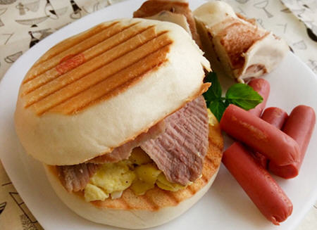 味噌猪腱子肉+热压馒头堡一菜二吃