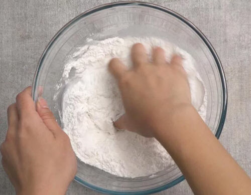 双色炸汤圆的做法不蹦油炸