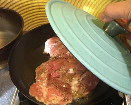 迷迭香脆皮鸡腿排 迷迭香脆皮鸡腿排