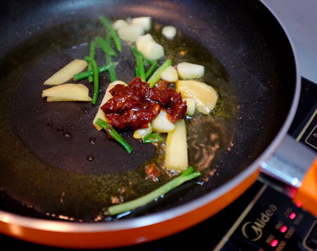 红烧排骨面最正宗的做法