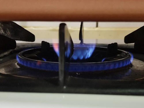 冷冻水饺做冰花煎饺