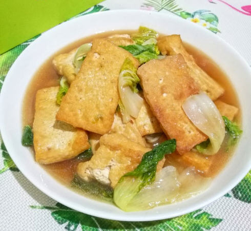 黄心菜烧豆腐 黄心菜烧豆腐