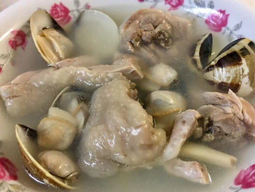 蒜头蛤蜊鸡汤
