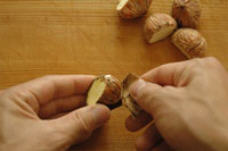 电饭锅板栗煮饭做法，简单营养又美味