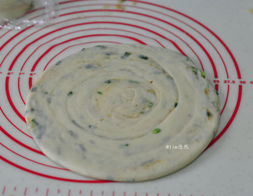 电饼铛制作烫面葱花饼省时技巧