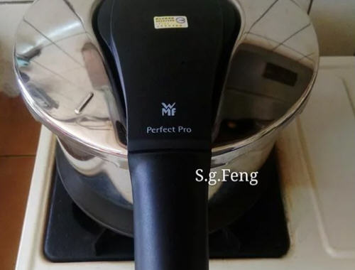 高压锅炖白萝卜排骨汤快速步骤