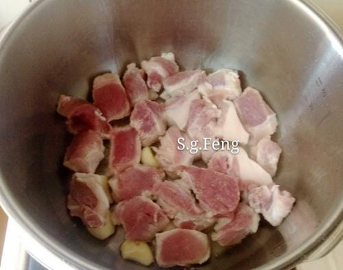 高压锅土豆炖肉做法 省时营养一锅出