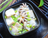 青岛特色小墨鱼炖豆腐家常做法