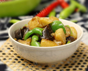 家常地三鲜不用油炸 简单煎制少油美味做法