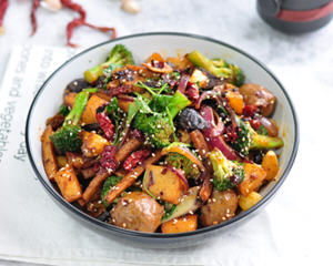 家庭麻辣香锅做法：食材搭配与省事技巧