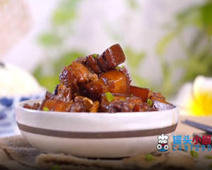 家常红烧肉不用炒糖色的简单做法，40分钟搞定美味红烧肉