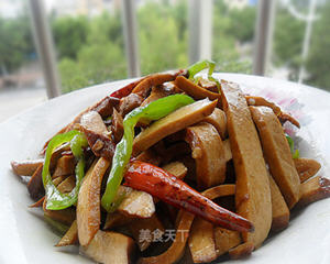 青椒炒豆腐干的家常做法技巧分享
