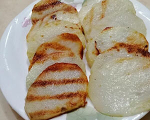 微波炉预处理马铃薯片4分钟搞定无需油炸