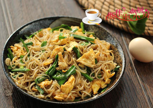 韭菜鸡蛋炒粉丝怎么炒好吃1 韭菜鸡蛋炒粉丝怎么炒好吃1