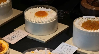 拼好糕成新潮流:杀糕大会让甜品爱好者共享高性价比美食体验 拼好糕成新潮流:杀糕大会让甜品爱好者共享高性价比美食体验