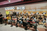 2025年餐饮新趋势：打工人的胃成商家争夺焦点