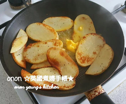 香煎奶油马铃薯制作方法，夏日简单美味家常菜