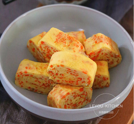 胡萝卜厚蛋烧的家常做法 营养丰富的鸡蛋小吃制作教程