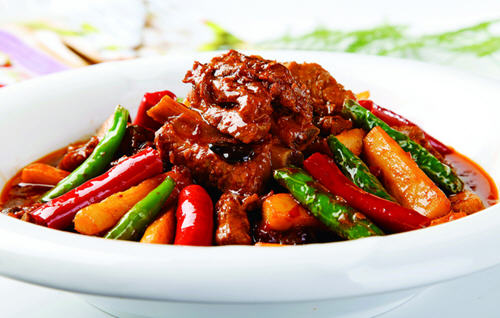 排骨营养价值与功效详解：滋阴壮阳补钙的餐桌美食-云溯流哉互尼烹饪网