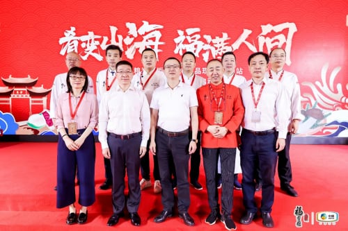 云南昆明举办美食地图品鉴会 厨艺展示助力中华美食文化弘扬-哉互尼烹饪网 云南昆明举办美食地图品鉴会 厨艺展示助力中华美食文化弘扬-哉互尼烹饪网