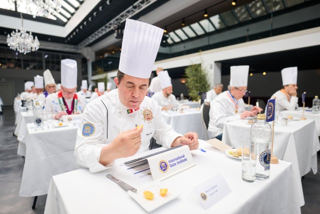 闽南特色美食首次摘得国际美味奖章,传统工艺获全球认可-哉互尼烹饪网 闽南特色美食首次摘得国际美味奖章,传统工艺获全球认可-哉互尼烹饪网
