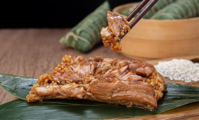 嘉湖粽创新工艺融合黑猪食材 传统美味焕新日常-哉互尼烹饪网 嘉湖粽创新工艺融合黑猪食材 传统美味焕新日常-哉互尼烹饪网