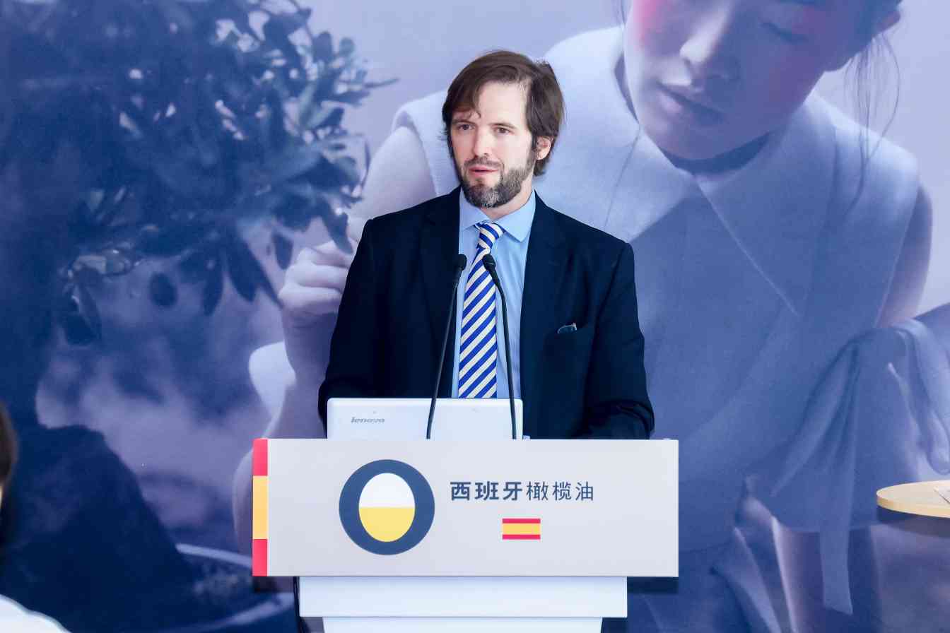 西班牙橄榄油新时尚：健康与美味的融合之道-哉互尼烹饪网
