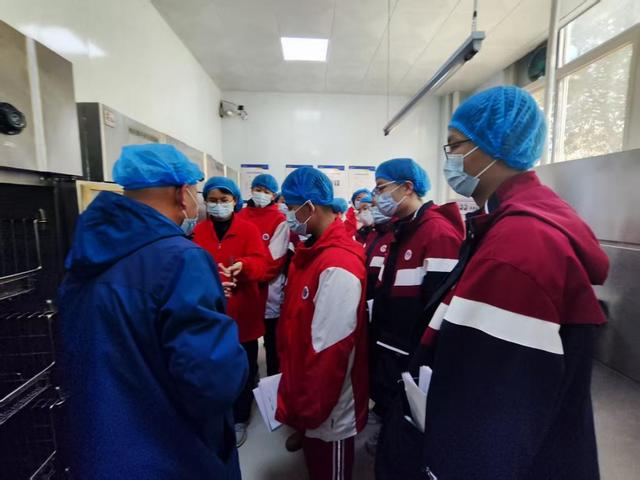 智慧监管强根基 透明共治暖寒冬——渭南中学召开伙食管理委员会会议 智慧监管强根基 透明共治暖寒冬——渭南中学召开伙食管理委员会会议