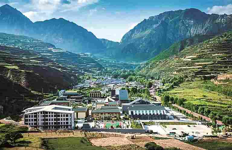 甘肃省甘南州临潭县冶力关镇池沟村：山坳里端起诗意饭碗