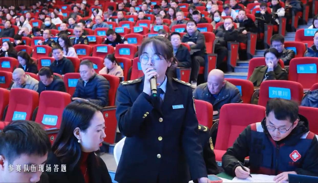 自贡这场较大级别食品安全应急演练,“不按剧本”实战筑牢舌尖防线 自贡这场较大级别食品安全应急演练,“不按剧本”实战筑牢舌尖防线