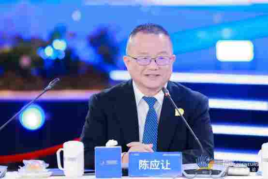 康师傅亮相2025企业家博鳌论坛：以创新为笔描绘食品产业高质量发展图景