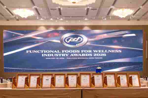 飞鹤斩获2026功能食品健康峰会10项大奖，全生命周期功能营养布局获国际认可