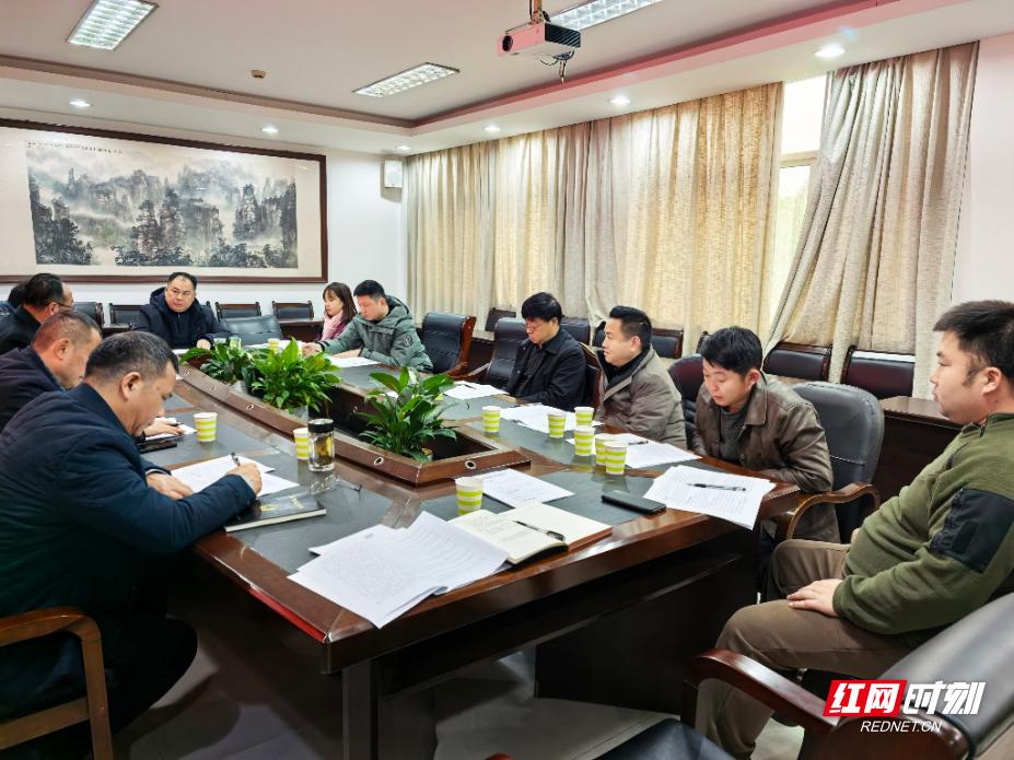 凝心聚力谋发展 笃行实干启新程——永定区旅游食品产业协会2026年度第一次理事监事会议召开 凝心聚力谋发展 笃行实干启新程——永定区旅游食品产业协会2026年度第一次理事监事会议召开